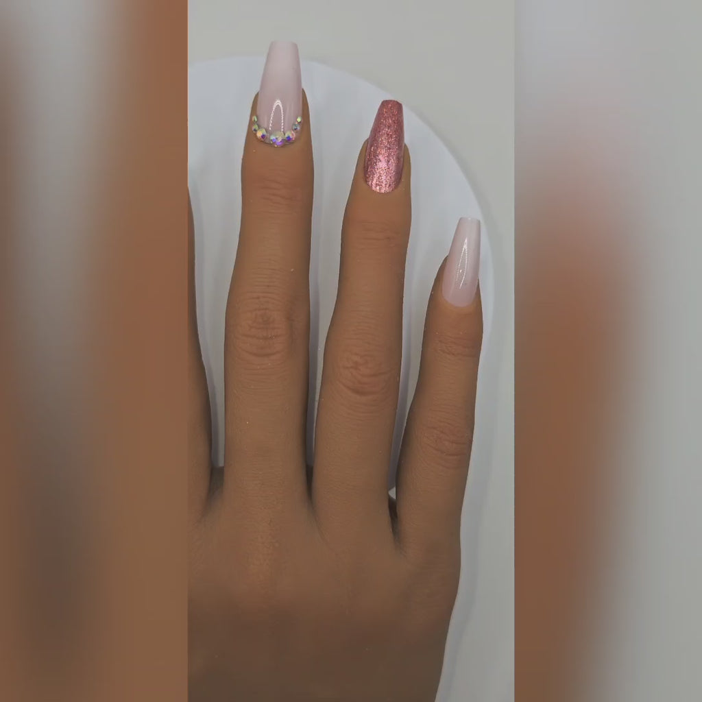 Application video showing Brunch Babes pink French tip & sparkle press-on nails – soft girl brunch styling – Rodeo & Wilshire Beauty